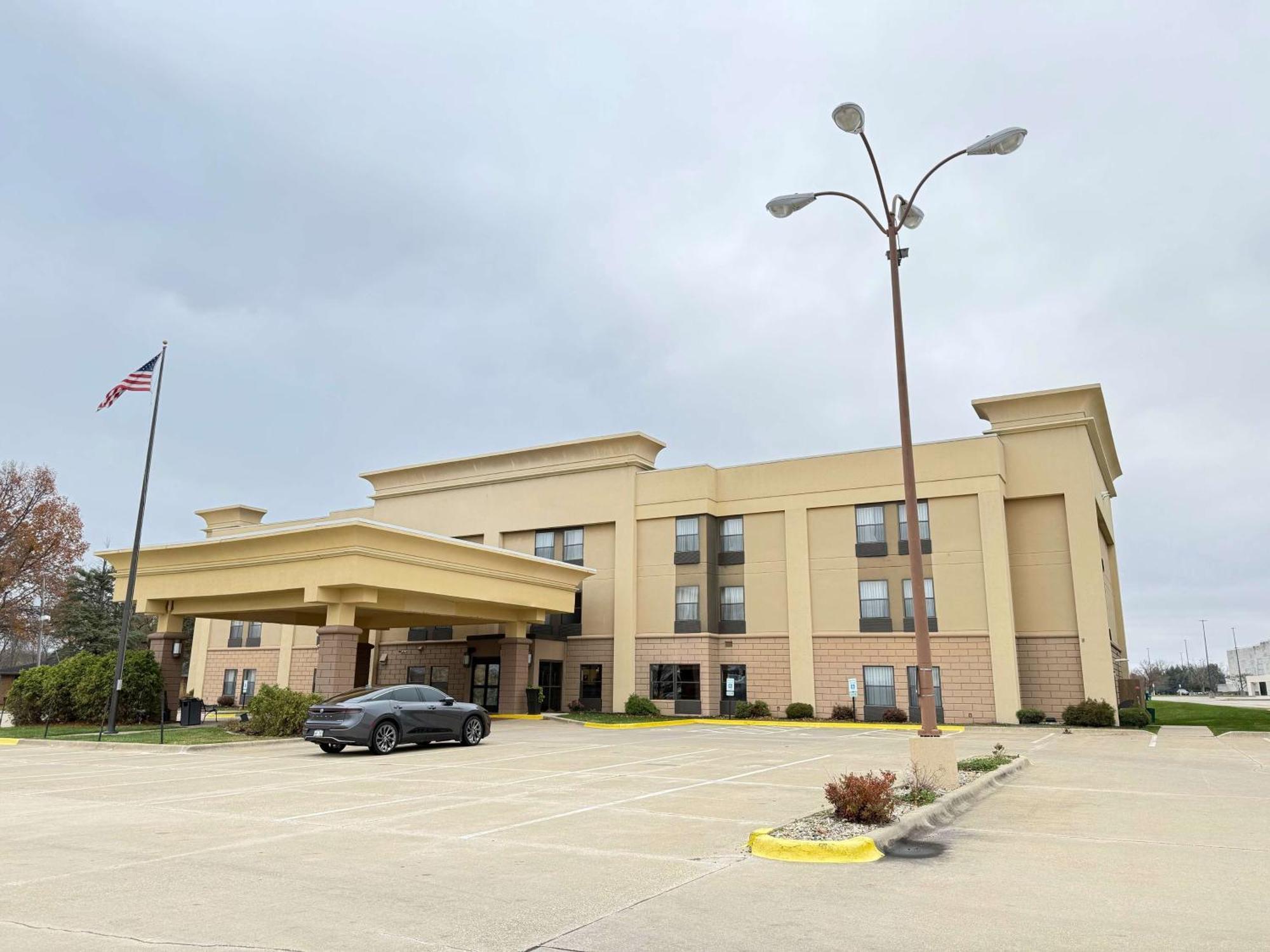 Surestay By Best Western Forsyth Decatur Eksteriør bilde